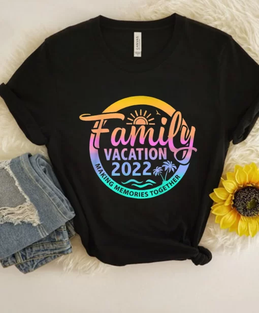 Family Trip Summer Vacation Beach 2022 Vintage Lover Funny Colorful Unisex T Shirt