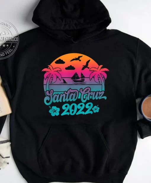 Retro Santa Cruz Beach 2022 Aruba Family Vacation Aruba Summer Colorful Unisex T Shirt