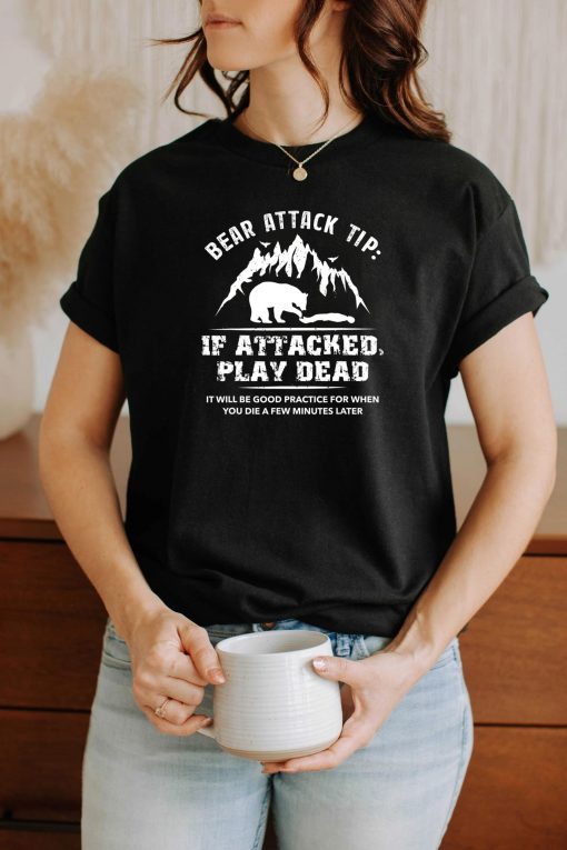 Bear Attack Tip Camping Hiking Outdoor Travel Funny Vintage T-Shirt