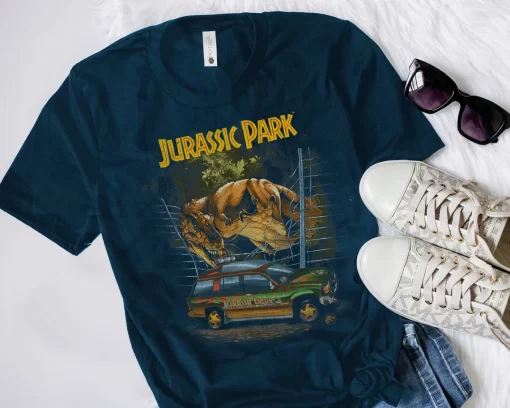 Jurassic Park Vintage T-Rex Break Out T-Shirt