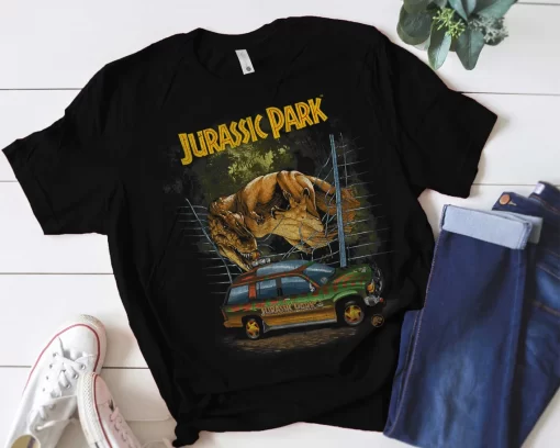 Jurassic Park Vintage T-Rex Break Out T-Shirt