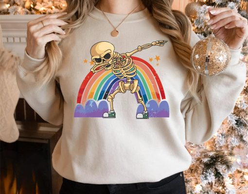 Skeleton Dabbing Lazy Halloween Costume Dab Skull Rainbow T-Shirt