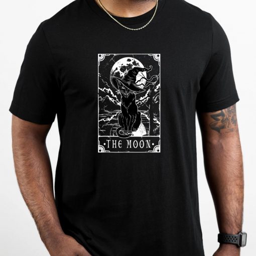 Tarot Card Crescent Moon And Black Cat Witch Hat Halloween T-Shirt