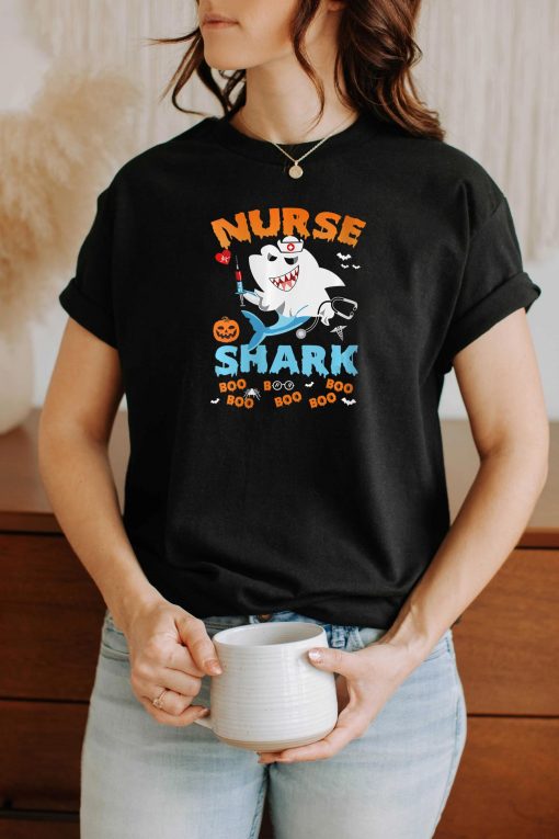 Womens Nurse Shark Boo Boo Boo Pumpkin Halloween Witch Creepy Party V-Neck T-Shirt