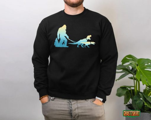 Bigfoot Taking His Dinosaurs for a Walk – Bigfoot T-Shirt