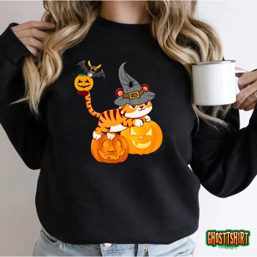 Cute Halloween Tiger In Witch Hat T-Shirt