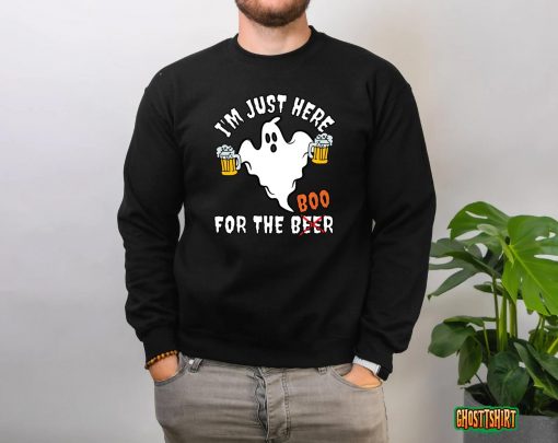 Funny Halloween I’m Just Here For The Boo Beer Lover Outfit Sweatshirt
