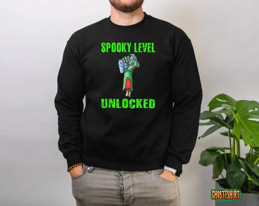 Gamer Halloween Spooky Level Unlocked Zombie Boys Teens Kids T-Shirt