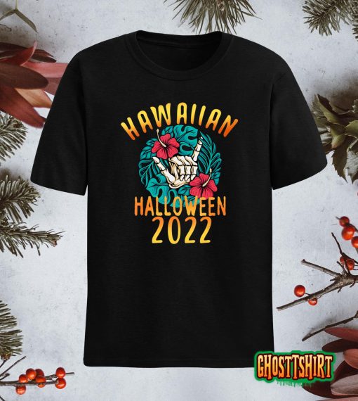 Hawaiian Skeleton Shaka Sign Lei flowers Halloween 2022 T-Shirt