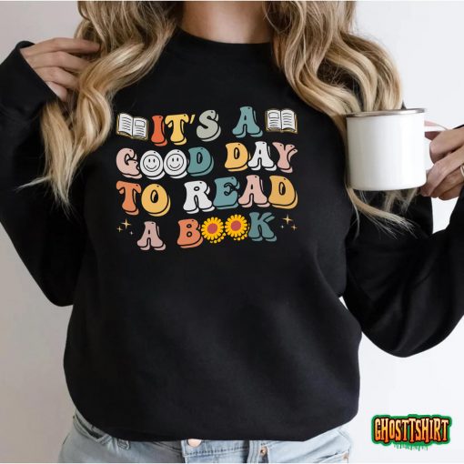 Its A Good Day To Read A Book Classic Retro Vintage T-Shirt