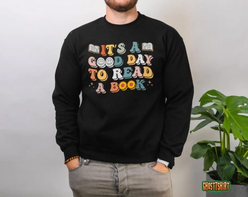 Its A Good Day To Read A Book Classic Retro Vintage T-Shirt