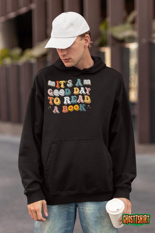 Its A Good Day To Read A Book Classic Retro Vintage T-Shirt