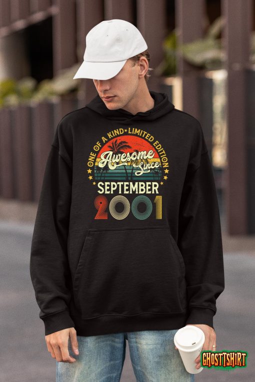 21 Year Old Vintage September 2001 21st Birthday Men Women T-Shirt