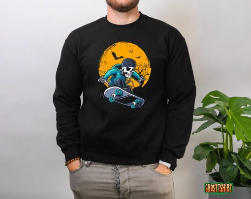 A Skeleton Skateboard Playing Cruiser Skateboard Pumpkins T-Shirt