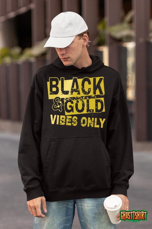 Black And Golds Cool Design T-Shirt