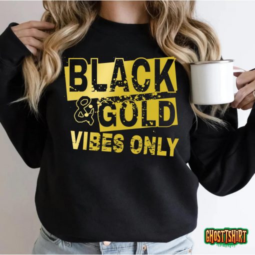 Black And Golds Cool Design T-Shirt