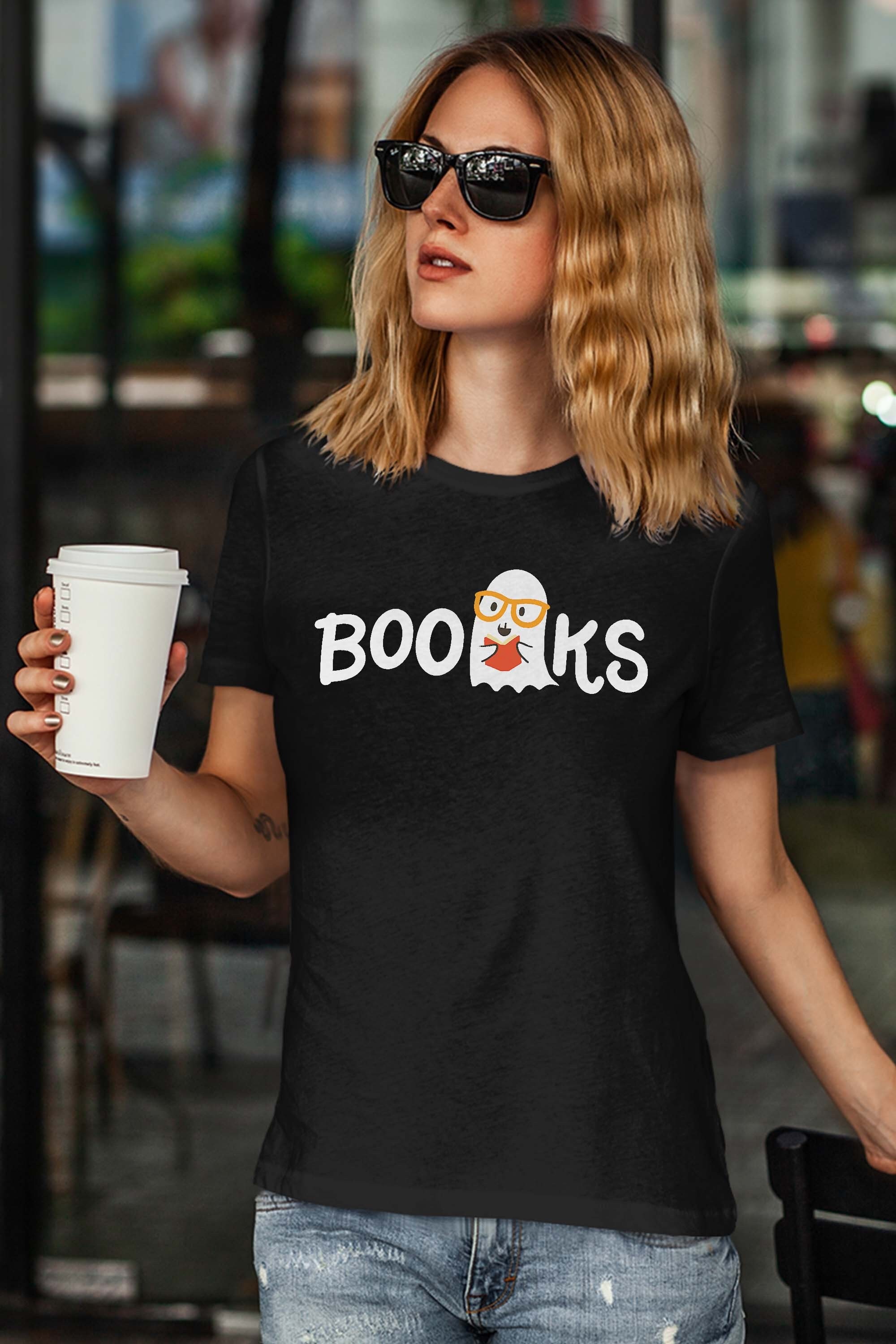 Books Boo Ghost Halloween Librarian Library English Teacher Reading T-Shirt
