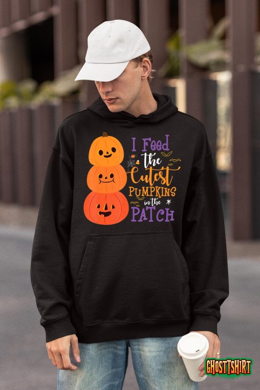 I Feed The Cutest Pumpkins In The Patch Halloween Lunch Lady T-Shirt