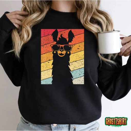 Llama Shirt Retro Style Alpaca Funny Vintage T-Shirt