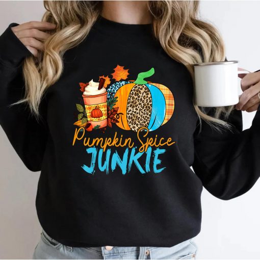 Pumpkin Spice Junkie Pumpkin Spice Latte Leopard Pumpkin T-Shirt