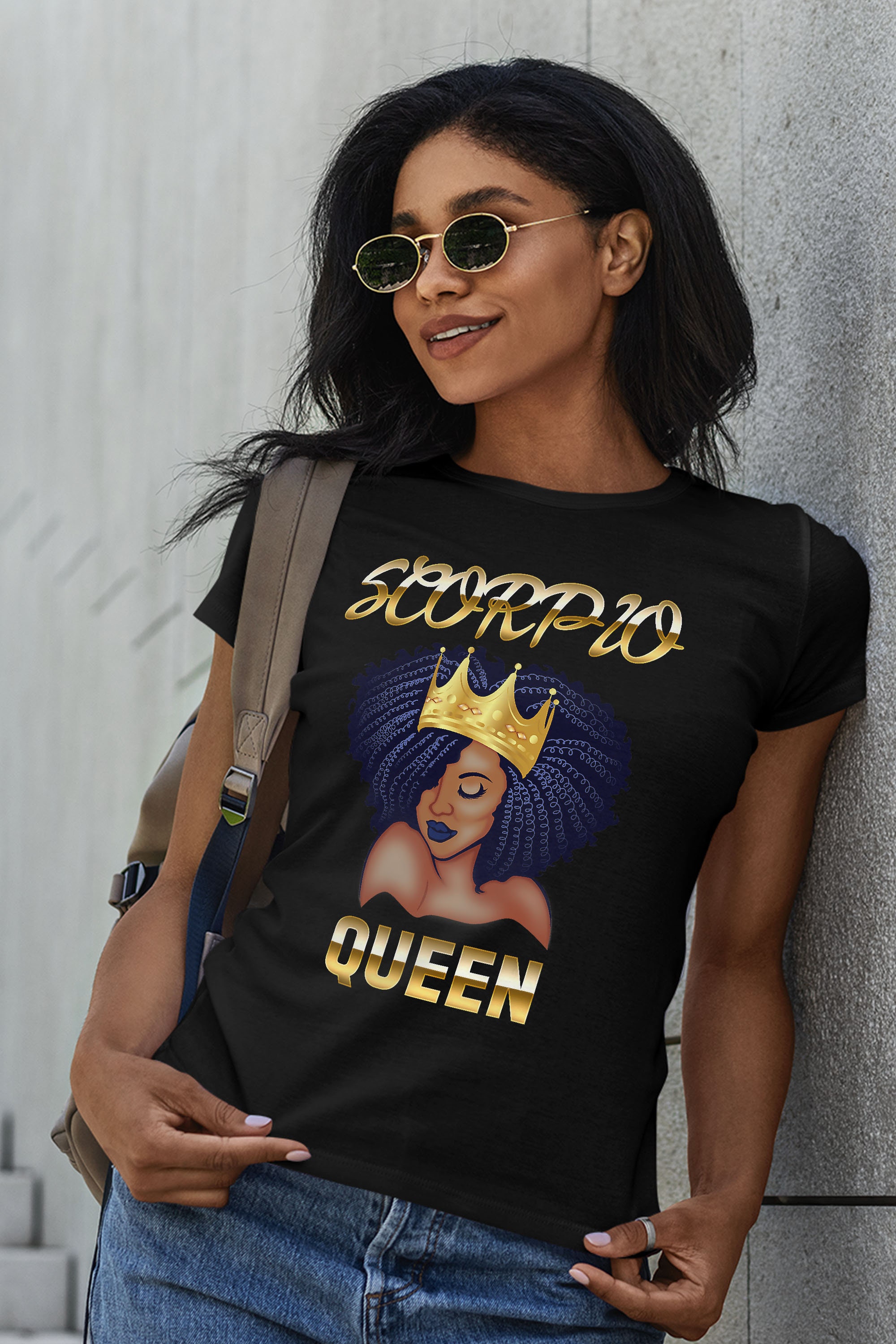 Scorpio Queen Born In October-November Black Queen Birthday Gift T-Shirt