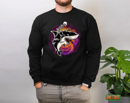 Skeleton Riding Shark Lazy Halloween Costume Funny Animal T-Shirt