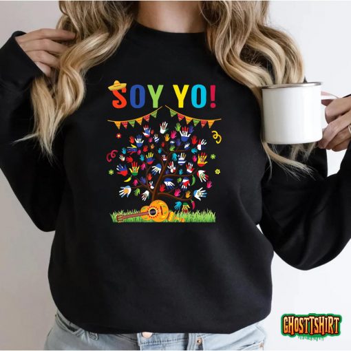 Soy Yo National Hispanic Heritage Month Latin Flags Tree T-Shirt