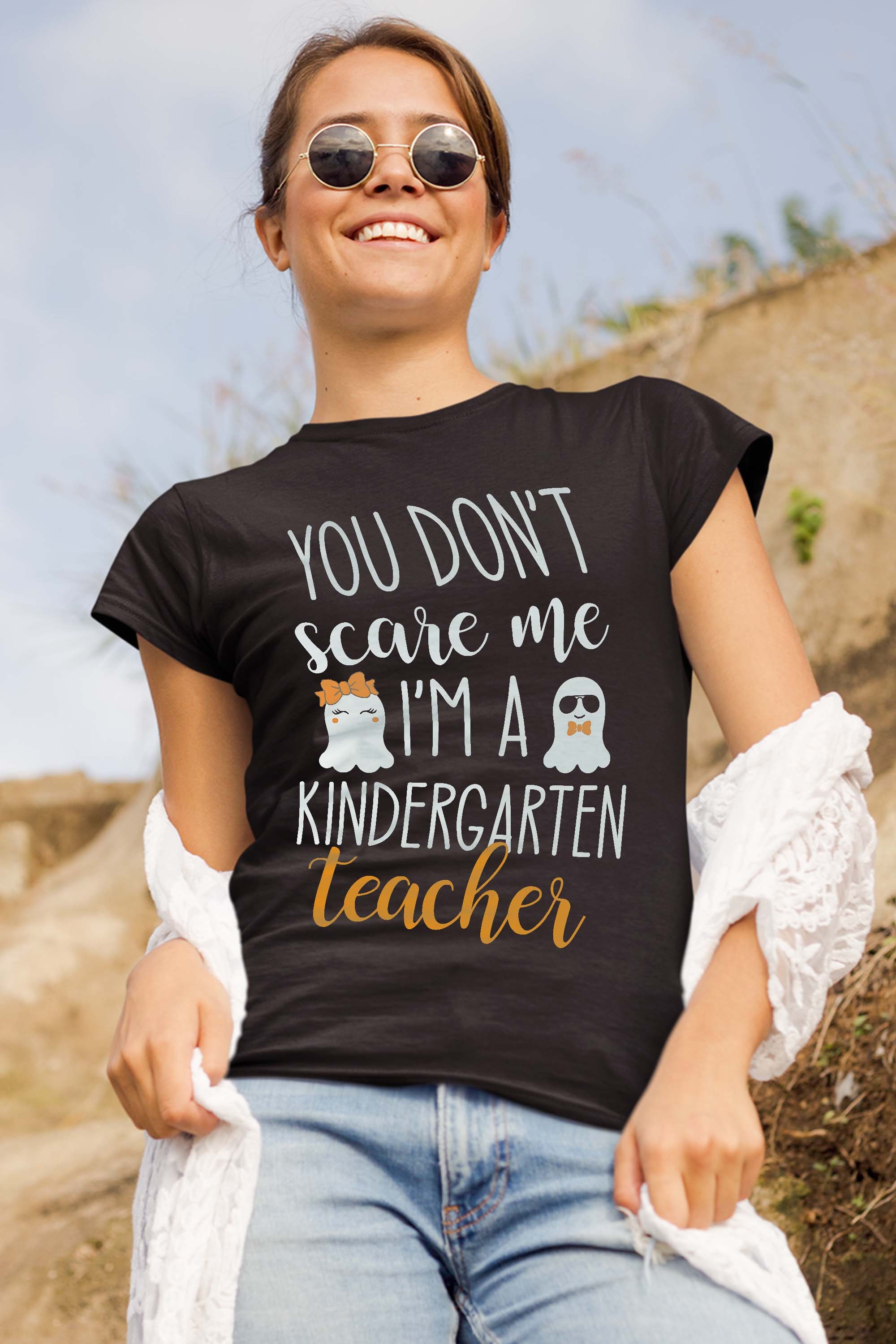 You Don’t Scare Me I’m A Kindergarten Teacher Halloween T-Shirt