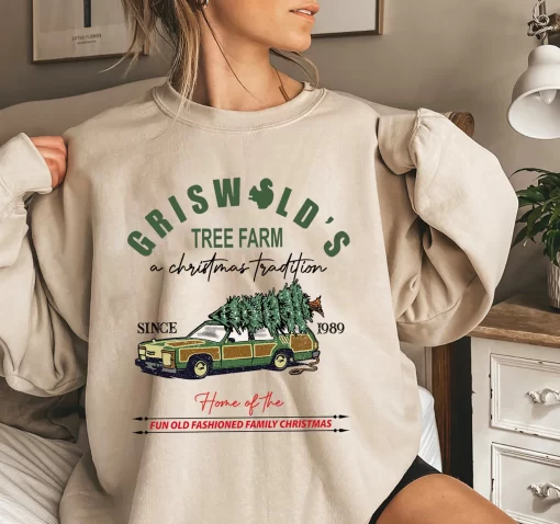 Vintage Griswold’s Christmas Fun Old Fashioned Family Christmas Sweatshirt