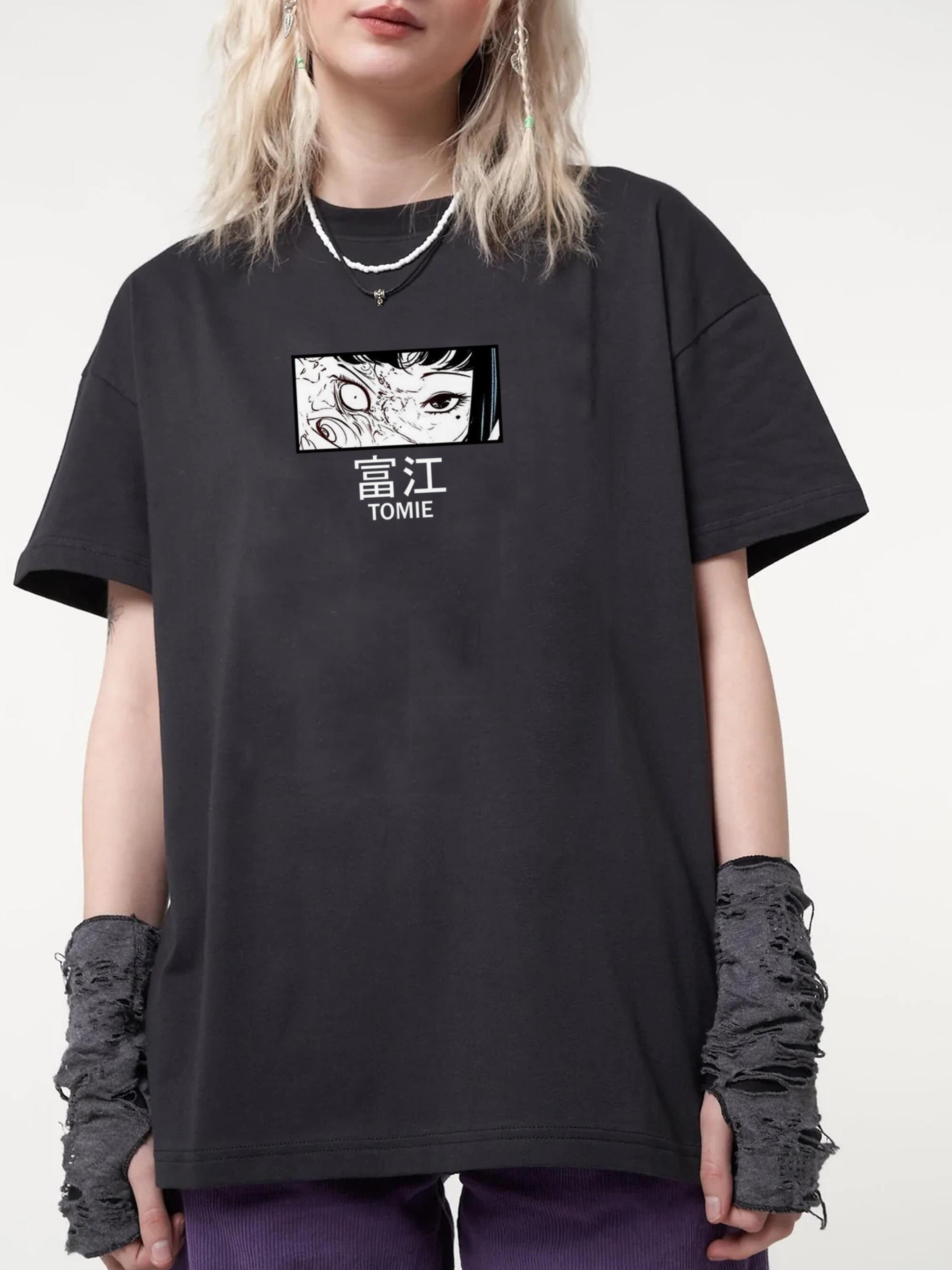 Tomie (Junji Ito) Unisex T-Shirt
