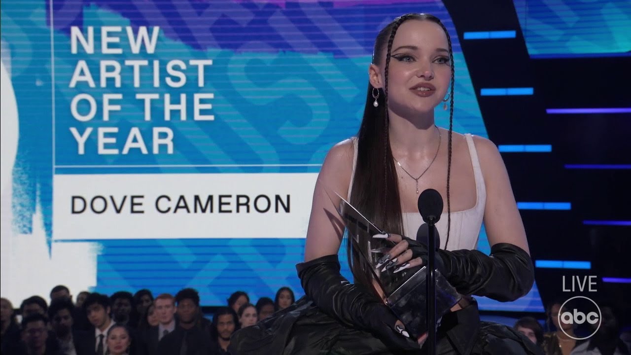 Dove Cameron Accepts the 2022 AMA for New Artist of the Year The American Music Awards Dove Cameron Accepts the 2022 AMA for New Artist of the Year The American Music Awards