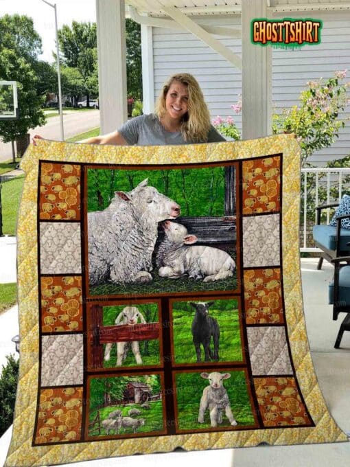 Mom And Baby Sheep Quilt Blanket