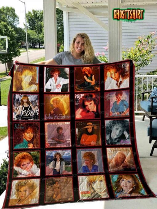 Reba Mcentire v4 Quilt Blanket