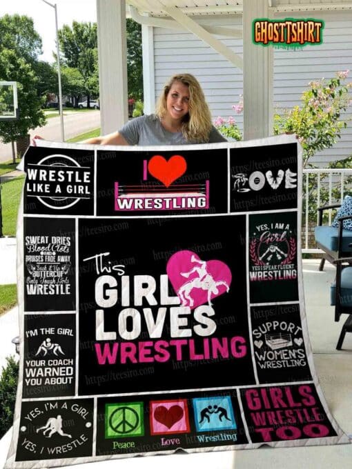 Wrestling Girl Quilt Blanket