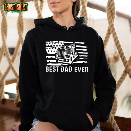 Best Dad Ever Flag Truck Dad Trucker Dad Best Trucking Dad T-Shirt