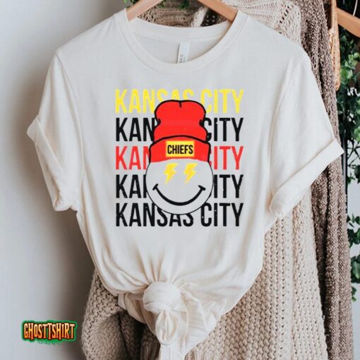Chiefs Smiley Face Leopard Beanie Unisex T-Shirt