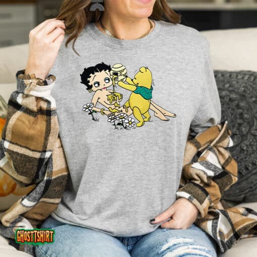Winnie The Pooh Pouring Honey On Betty Unisex T-Shirt