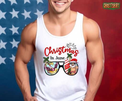 Christmas In June Sunglasses Santa Flamingo Summer Vacation T-Shirt