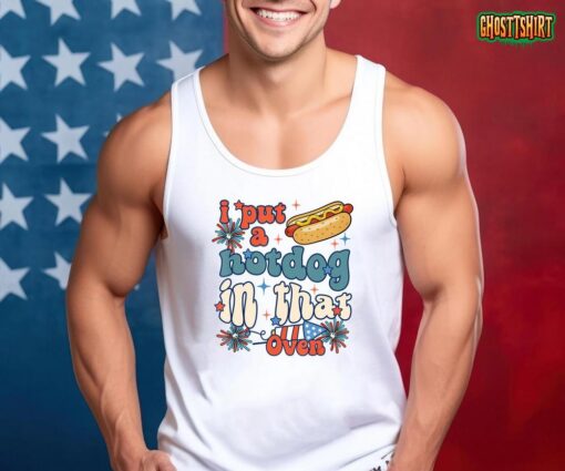 Groovy Put Hotdog In That Oven 4th Of July Pregnancy T-Shirt