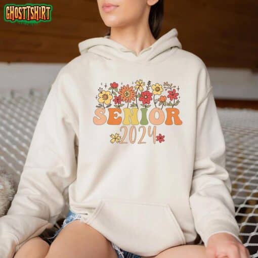 Senior 2024 Groovy Retro Flowers Class of 2024 Graduation T-Shirt
