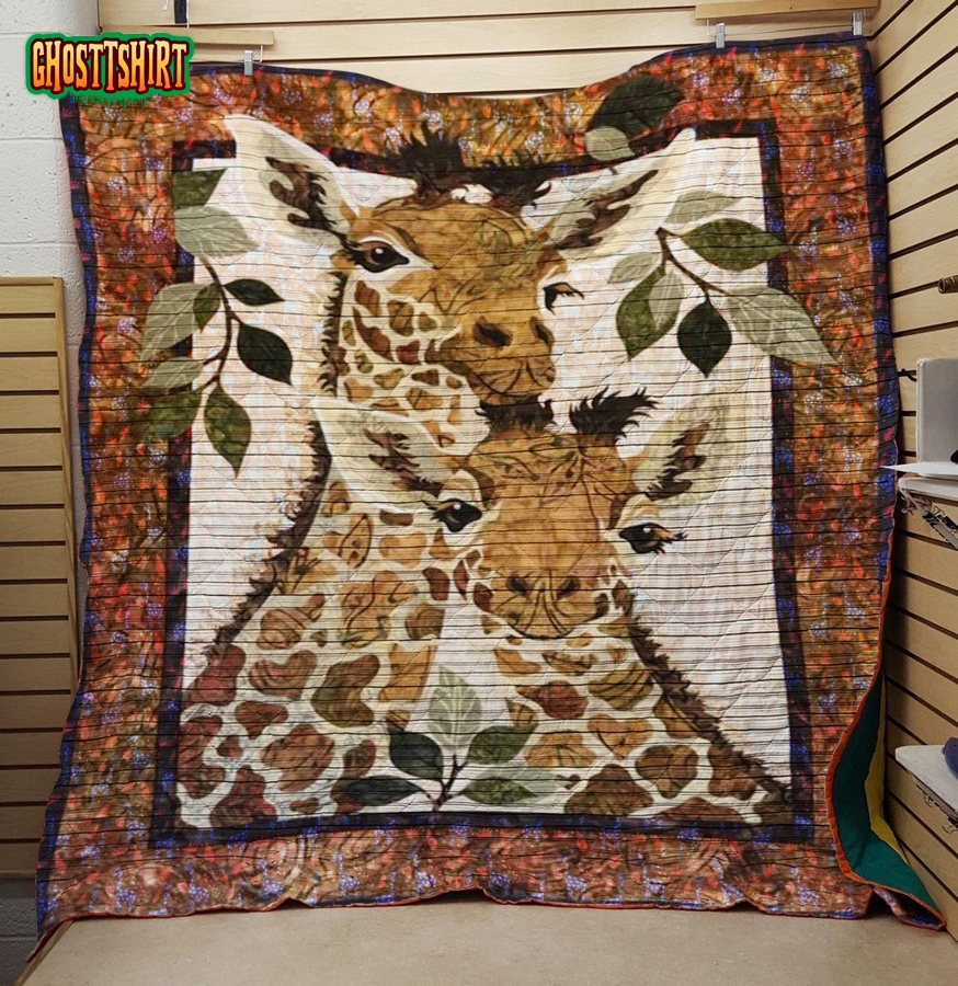 Giraffe Mother Giraffe Loving Affection And Baby Giraffe Quilt Blanket