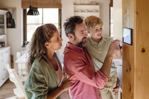 Ways You Can Convince Family To Start Conserving Energy Ways You Can Convince Family To Start Conserving Energy